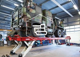 Stertil-Koni vehicle lift Military  Stertil-Koni vehicle lift Military