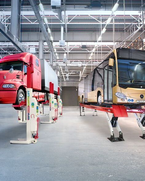 Stertil-Koni mobile columns and platform vehicle lift  Stertil-Koni mobile columns and platform vehicle lift